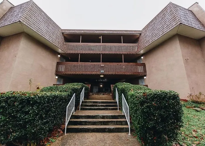 2-Bed, 2-Bath Apartment Living Experience